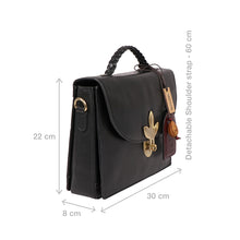 Load image into Gallery viewer, NURTURE 03 SHOULDER BAG