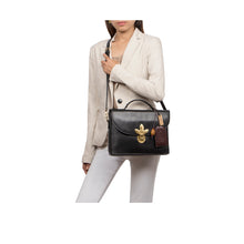 Load image into Gallery viewer, NURTURE 03 SHOULDER BAG