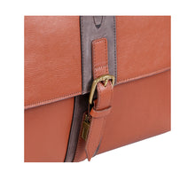 Load image into Gallery viewer, REGENT 02 MESSENGER BAG