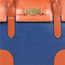 Load image into Gallery viewer, SACREMENTO SHOULDER BAG