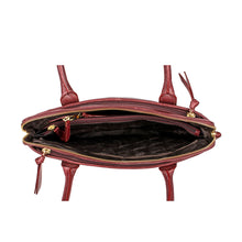 Load image into Gallery viewer, TAYLOR 01 TOTE BAG