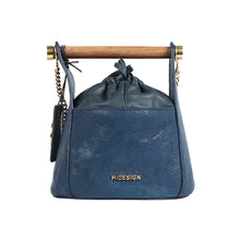 Load image into Gallery viewer, ZAZEN 01 SLING BAG