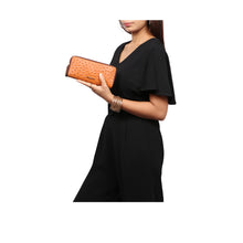 Load image into Gallery viewer, EE MACKENZIEW3-M DOUBLE ZIP AROUND WALLET