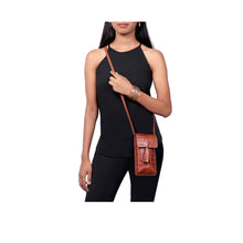 Load image into Gallery viewer, 3 MUSKETEERS W2 SLING WALLET - Hidesign