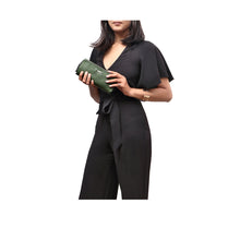 Load image into Gallery viewer, 526 TRI-FOLD WALLET