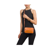 Load image into Gallery viewer, BETH 05 CROSSBODY