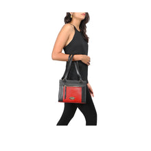 Load image into Gallery viewer, EE LIBRA 01 SHOULDER BAG