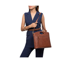 Load image into Gallery viewer, ARICA 06 SLING BAG