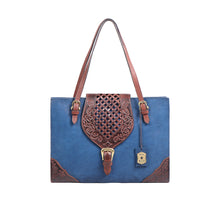 Load image into Gallery viewer, BELLE STAR 01 TOTE BAG