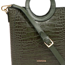 Load image into Gallery viewer, BETH 07 TOTE BAG