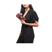 Load image into Gallery viewer, CLAEA W2 ZIP AROUND WALLET