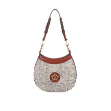 Load image into Gallery viewer, COCO 01 SHOULDER BAG
