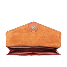 Load image into Gallery viewer, DINAH W1 CLUTCH