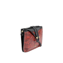 Load image into Gallery viewer, EE FRIEDA W3 SLING WALLET