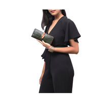 Load image into Gallery viewer, EE HARPER W2 BI-FOLD WALLET