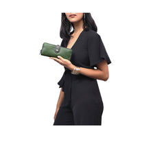 Load image into Gallery viewer, EE HONG KONG W2 ZIP AROUND WALLET