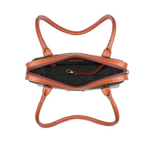 Load image into Gallery viewer, EE KENDALL-M SHOULDER BAG