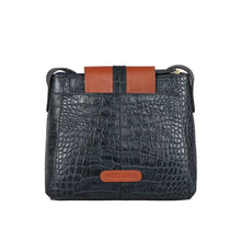 Load image into Gallery viewer, EE LYRA-M SLING BAG