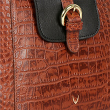 Load image into Gallery viewer, EE LYRA-M SLING BAG