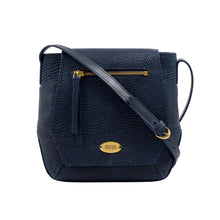 Load image into Gallery viewer, EE TAURUS 01 SLING BAG