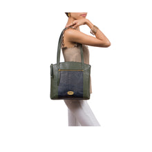 Load image into Gallery viewer, EE TERESA 01 TOTE BAG
