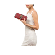 Load image into Gallery viewer, ELIZA W1 RF SB ZIP AROUND WALLET