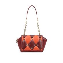 Load image into Gallery viewer, FLAPPER GIRL 01 SHOULDER BAG