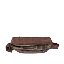 Load image into Gallery viewer, FLEET STREET 03 MESSENGER BAG