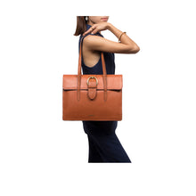 Load image into Gallery viewer, GWEN 04 SHOULDER BAG