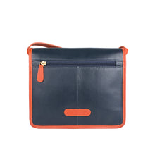 Load image into Gallery viewer, HALSEY 01 CROSSBODY - Hidesign