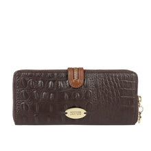 Load image into Gallery viewer, HARAJUKU W2 ZIP AROUND WALLET