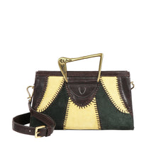 Load image into Gallery viewer, JANIS 01 SHOULDER BAG