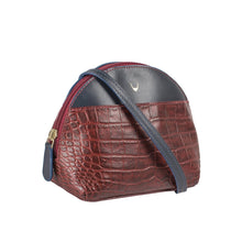 Load image into Gallery viewer, KIA 01 SLING BAG - Hidesign