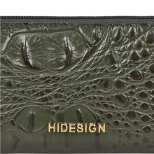 Load image into Gallery viewer, MACKENZIEW2RF SB ZIP AROUND WALLET