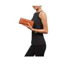 Load image into Gallery viewer, MAINE W1 ZIP AROUND WALLET