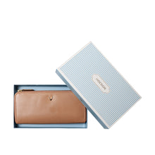 Load image into Gallery viewer, MARTINA RF DOUBLE ZIP AROUND