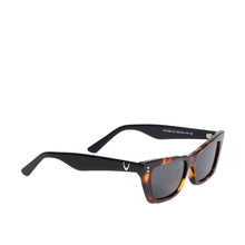 Load image into Gallery viewer, MAUI WAYFARER SUNGLASS