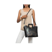 Load image into Gallery viewer, NAIA 03 SHOULDER BAG
