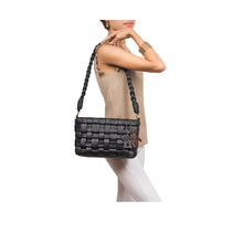 Load image into Gallery viewer, OONA 02 SHOULDER BAG