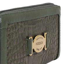 Load image into Gallery viewer, SELENA W1 ZIP AROUND WALLET