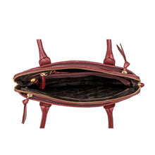 Load image into Gallery viewer, TAYLOR 01 TOTE BAG