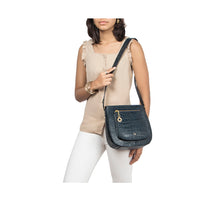 Load image into Gallery viewer, VALERIE 01 SHOULDER BAG