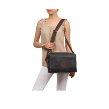 Load image into Gallery viewer, VERMONT 03 CROSSBODY