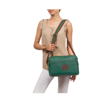 Load image into Gallery viewer, VERMONT 03 CROSSBODY