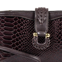 Load image into Gallery viewer, Ee Frieda W3  Violet Leather Sling Wallet
