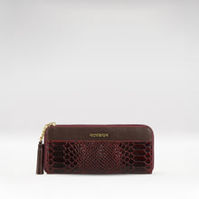 Load image into Gallery viewer, Ee Morocco W1  Marsala Leather Zip Around Wallet
