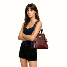 Load image into Gallery viewer, 109 01 Red Leather Tote Bag
