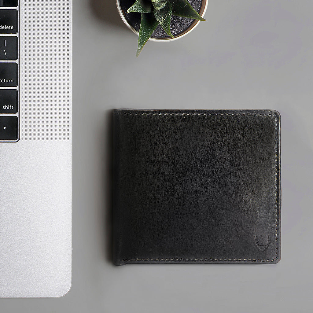 17 Black Leather Bi-Fold Wallet