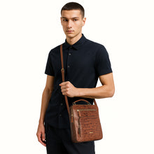 Load image into Gallery viewer, Draper 02 Tan Leather  Crossbody
