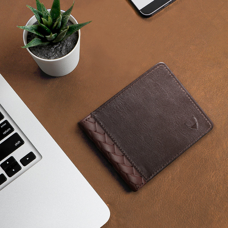 EE 274-010 BI-FOLD WALLET